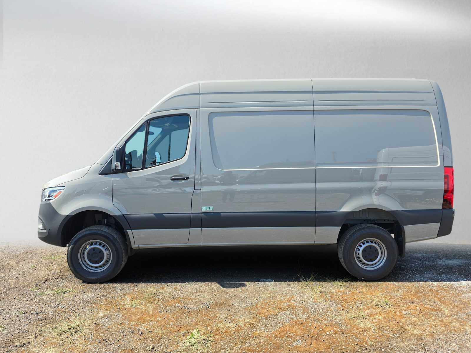 Used 2026 Mercedes-Benz Sprinter 2500 image 6