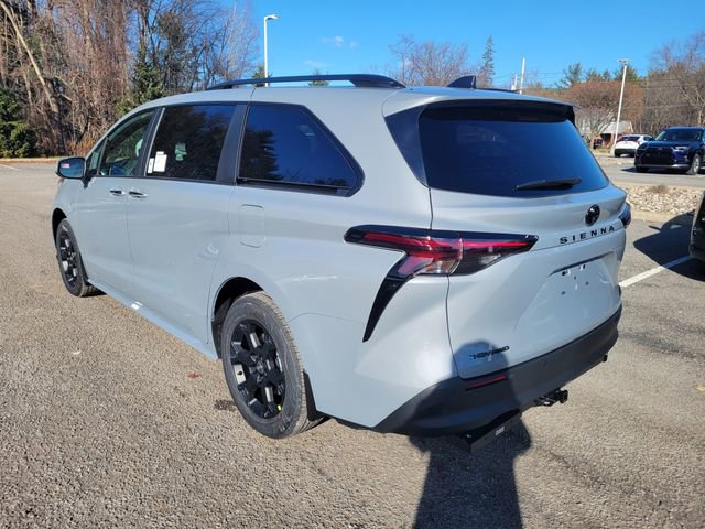New 2026 Toyota Sienna XLE Woodland Edition AWD/4WD image 9