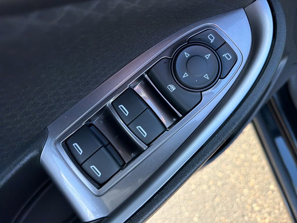 Used 2023 Chevrolet Malibu RS image 11