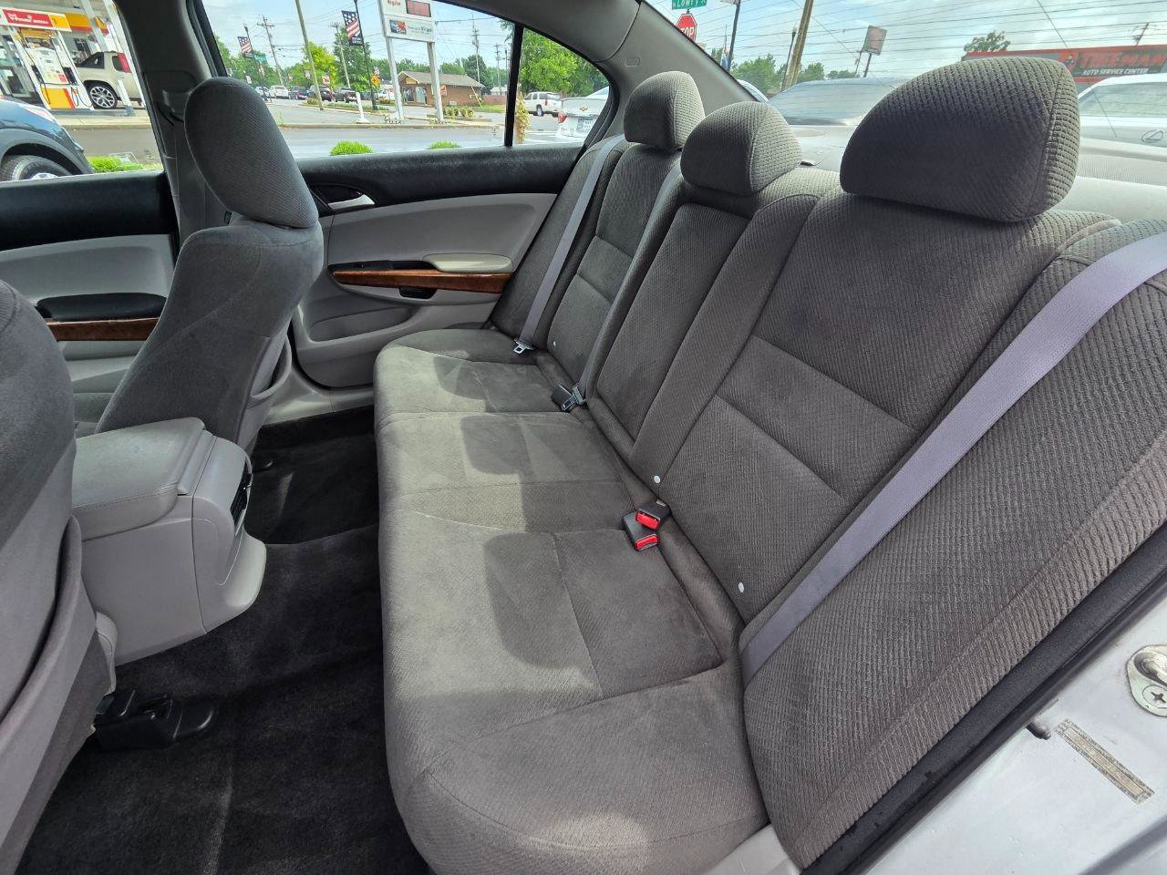 Used 2011 Honda Accord EX image 14
