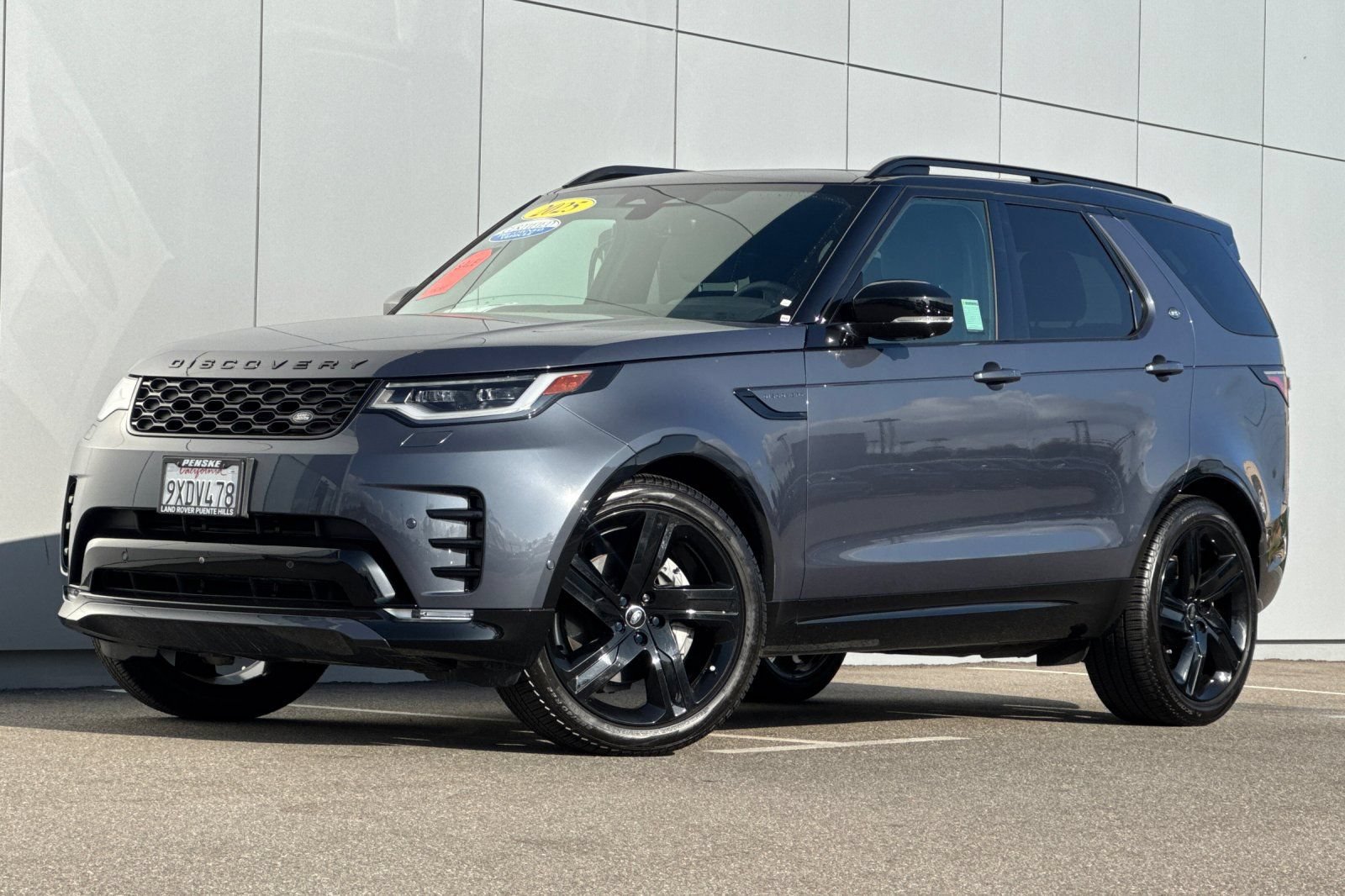 Used 2025 Land Rover Discovery Dynamic SE