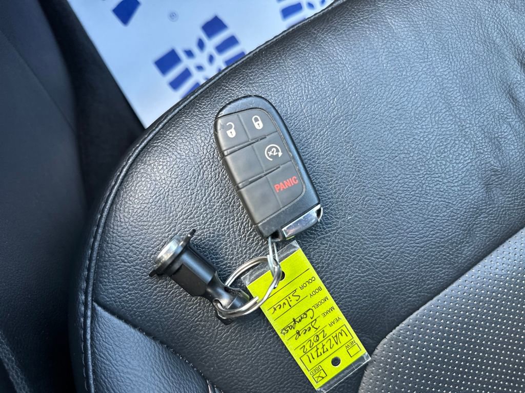Used 2022 Jeep Compass Limited image 6