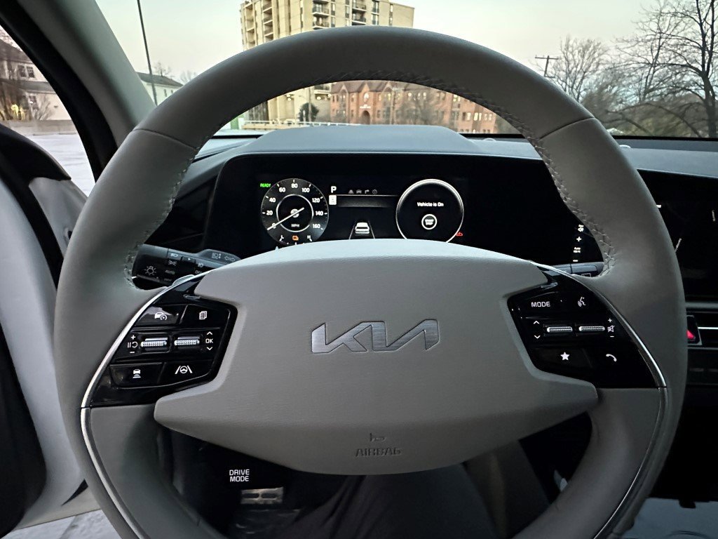 New 2025 Kia Niro Wave w/ Wave Preserve Package image 26