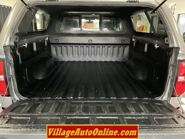 Used 2017 Chevrolet Silverado 1500 LT w/ All Star Edition image 37