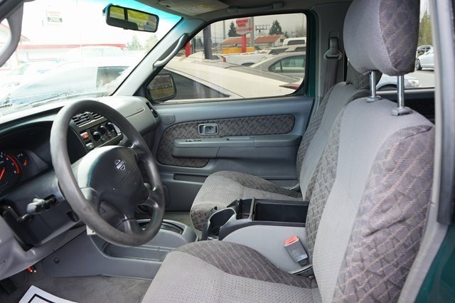 Used 2000 Nissan Xterra XE image 8