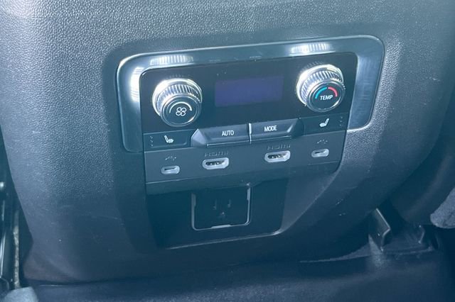Used 2021 GMC Yukon SLT w/ Rear Media and Nav Package image 15