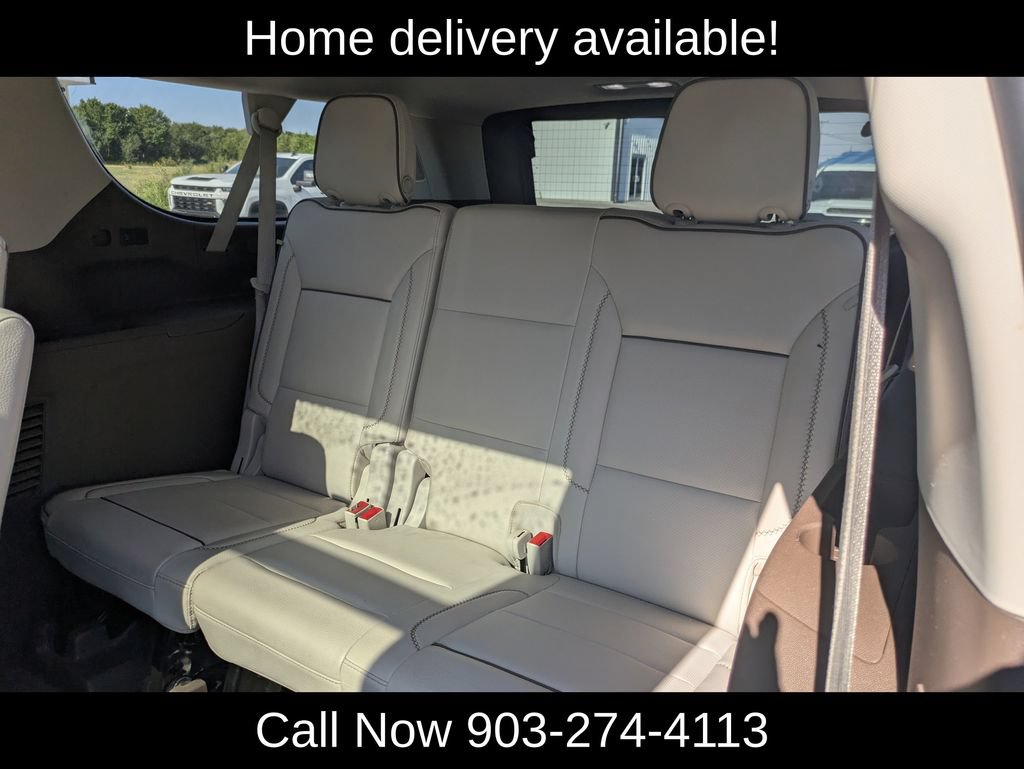 Used 2023 GMC Yukon XL Denali AWD/4WD image 36