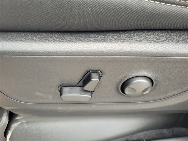 New 2026 RAM 1500 4x4 Crew Cab image 6