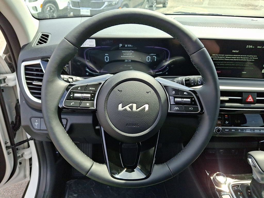 New 2026 Kia Seltos S FWD image 9