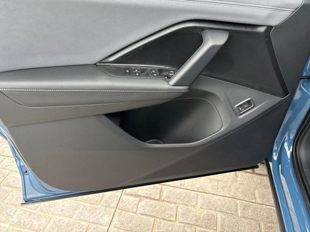 New 2026 Volkswagen Tiguan SE image 10