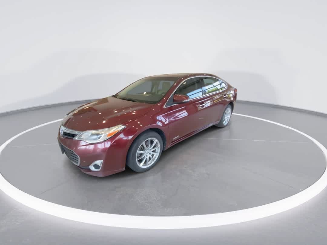 Used 2013 Toyota Avalon XLE Premium FWD image 4