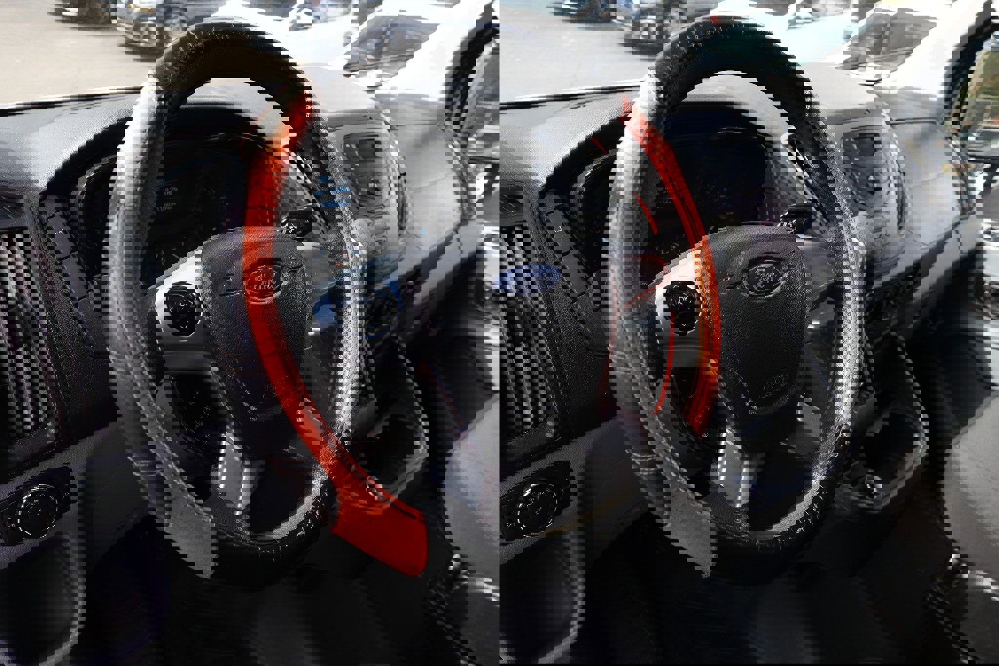 Used 2018 Ford Transit 250 130 Low Roof w/ Exterior Upgrade Package image 31