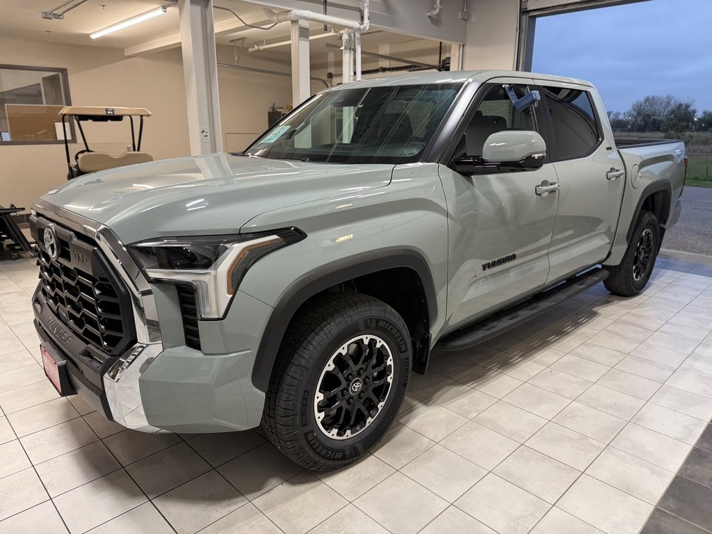 New 2026 Toyota Tundra SR5