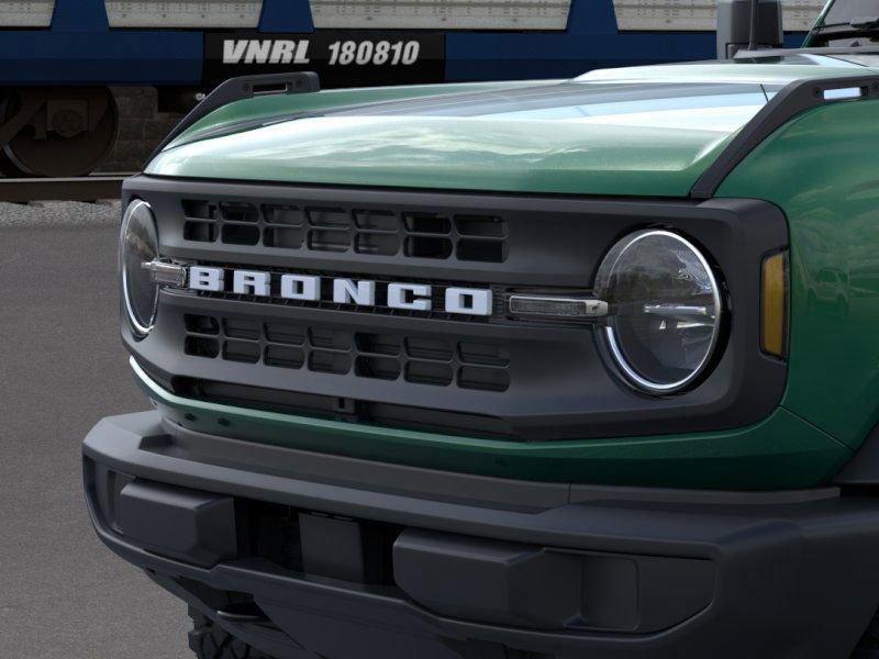 New 2025 Ford Bronco 4-Door w/ Sasquatch Package AWD/4WD image 36