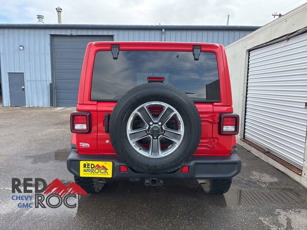 Used 2018 Jeep Wrangler Unlimited Sahara AWD/4WD image 6