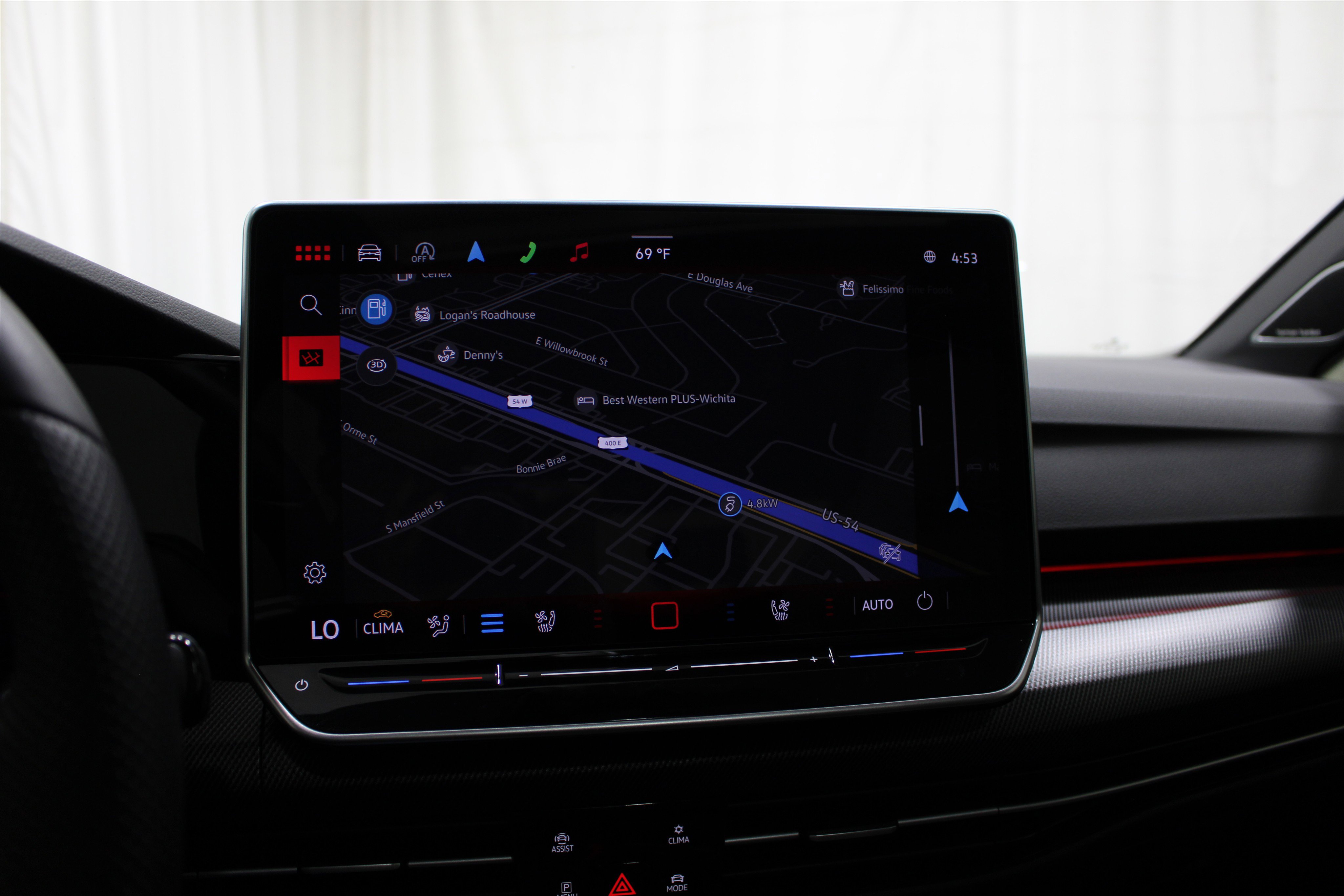 Used 2025 Volkswagen GTI SE image 17