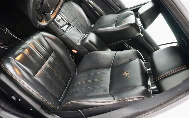 Used 2016 Chrysler 300 S w/ Light Group image 4