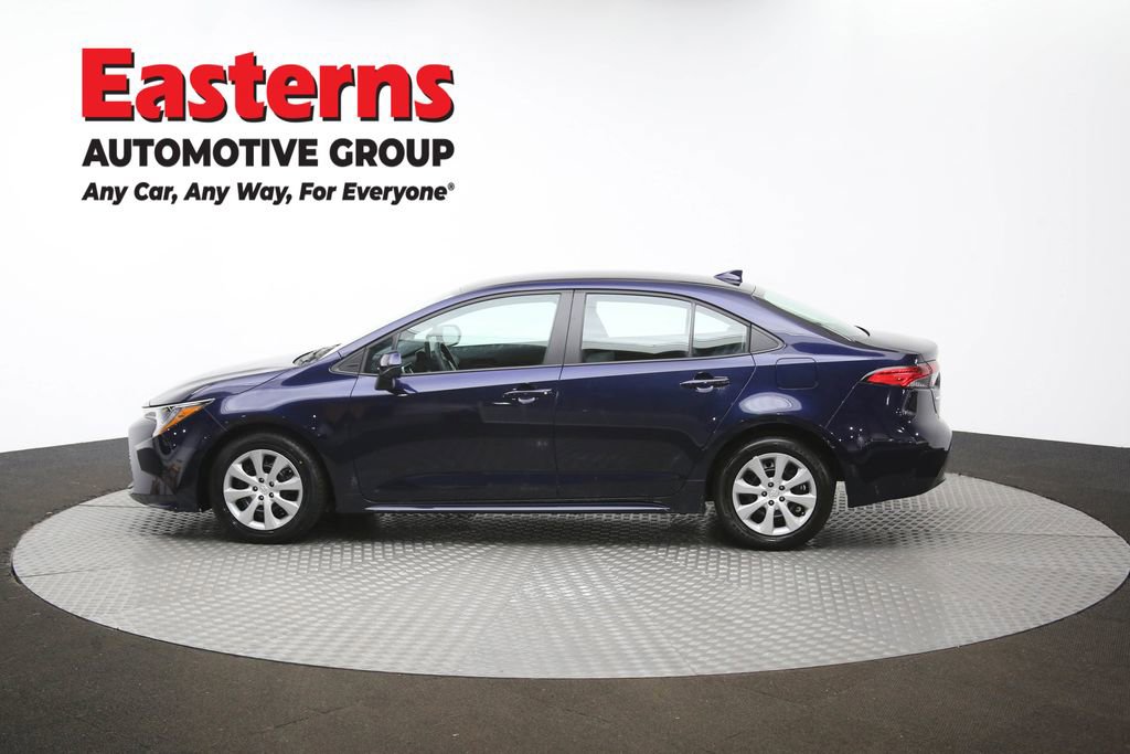 Used 2025 Toyota Corolla LE image 59