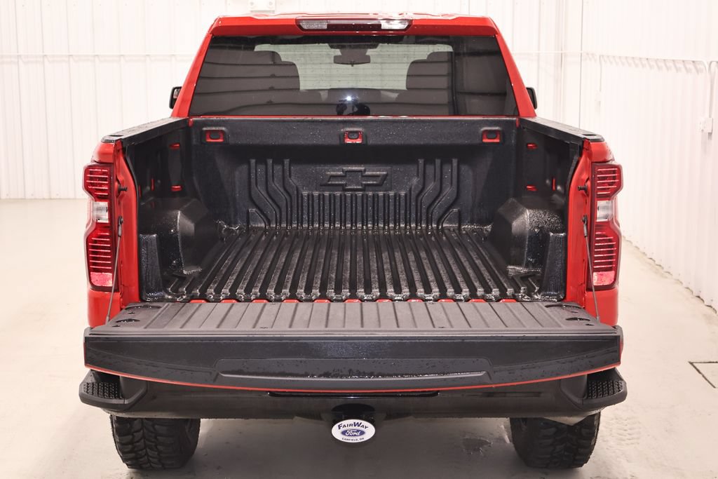 Used 2026 Chevrolet Silverado 1500 Custom Trail Boss AWD/4WD image 32