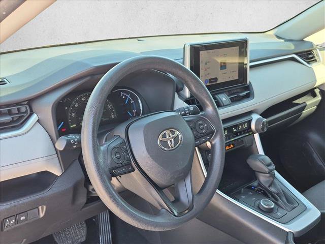 Used 2023 Toyota RAV4 XLE AWD/4WD image 10
