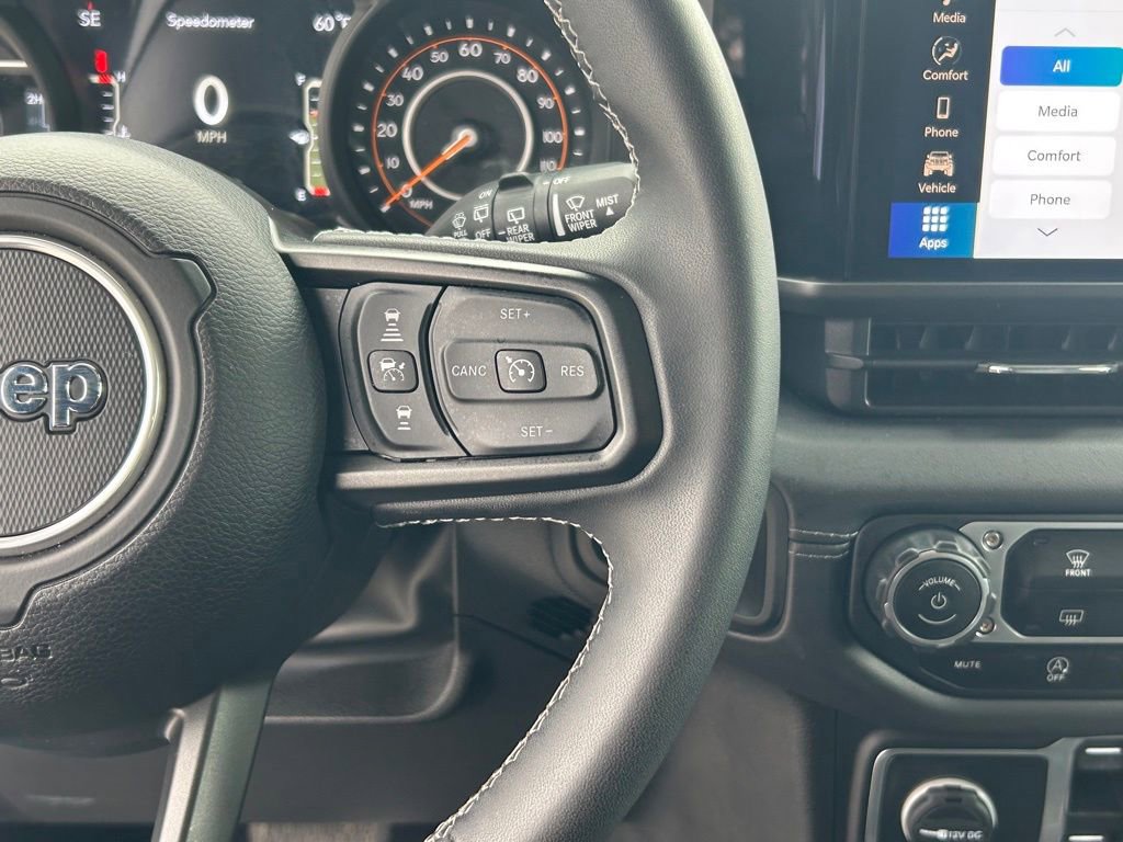 Used 2025 Jeep Wrangler Rubicon image 36