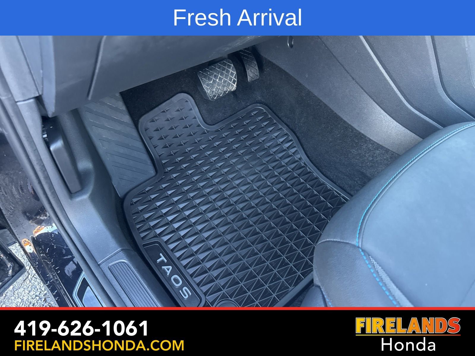 Used 2024 Volkswagen Taos SE image 14