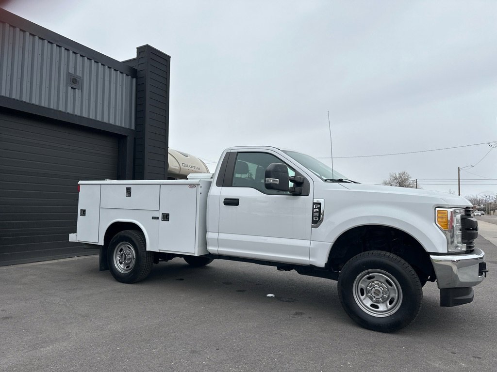 Used 2017 Ford F250 XL w/ Power Equipment Group image 3
