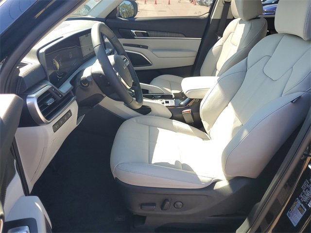 New 2025 Kia Telluride EX w/ EX Captain's Chair Package image 23