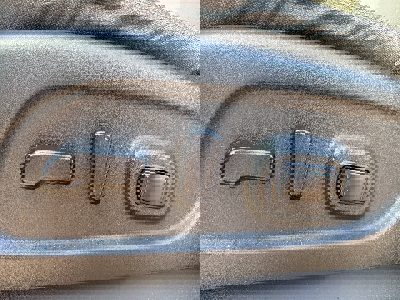 Used 2021 Nissan Titan SV w/ SV Convenience Package image 11