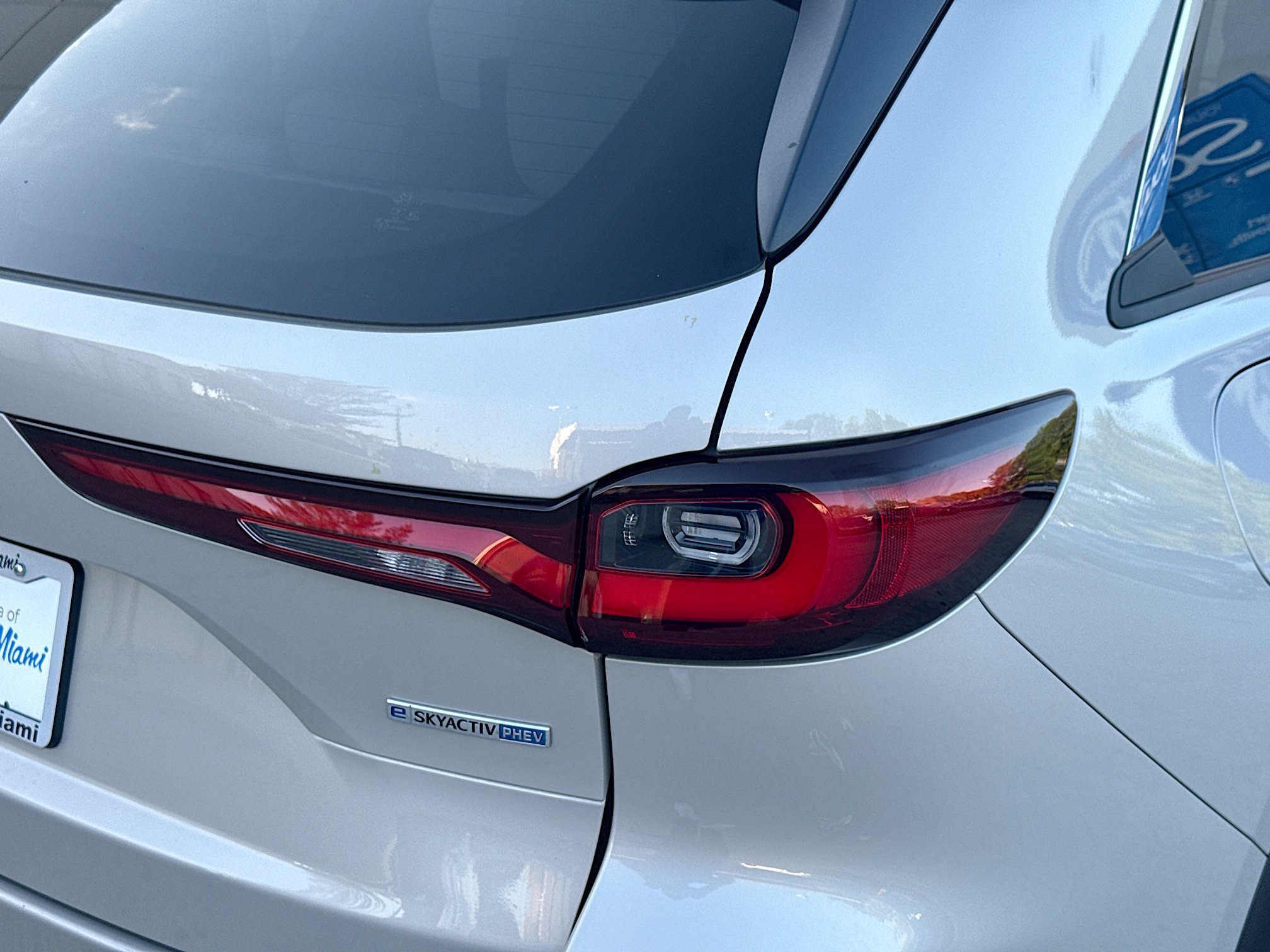 Used 2024 MAZDA CX-90 Plug-In Hybrid w/ Premium Pkg image 28