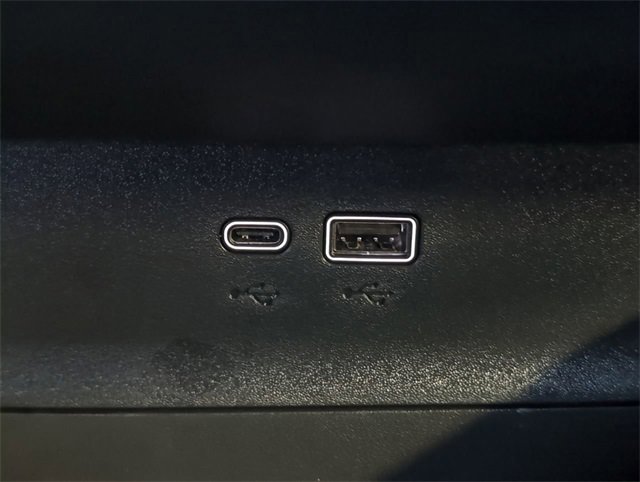 Used 2026 Chevrolet Equinox LT image 40