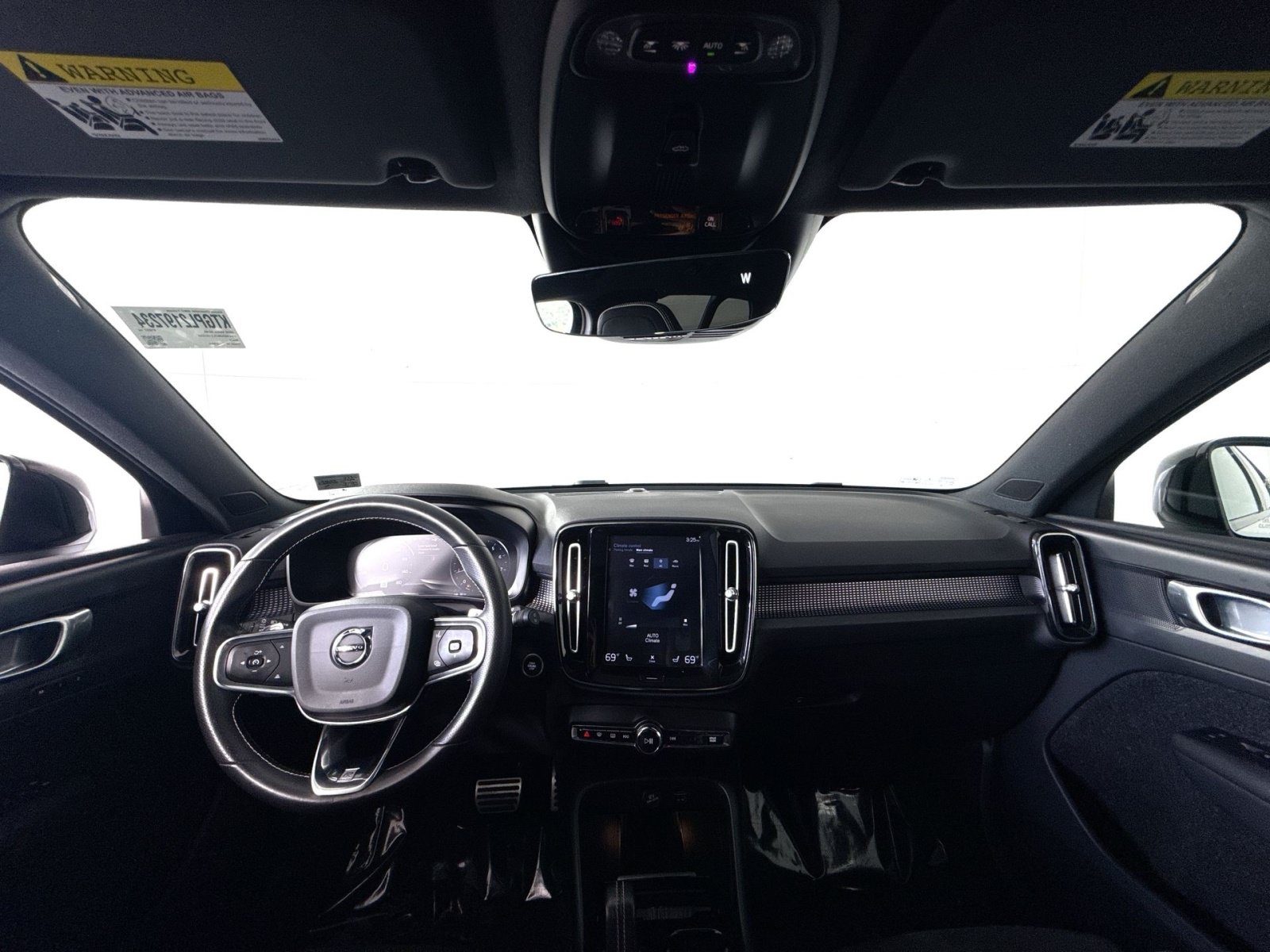 Used 2020 Volvo XC40 T5 R-Design AWD/4WD image 23