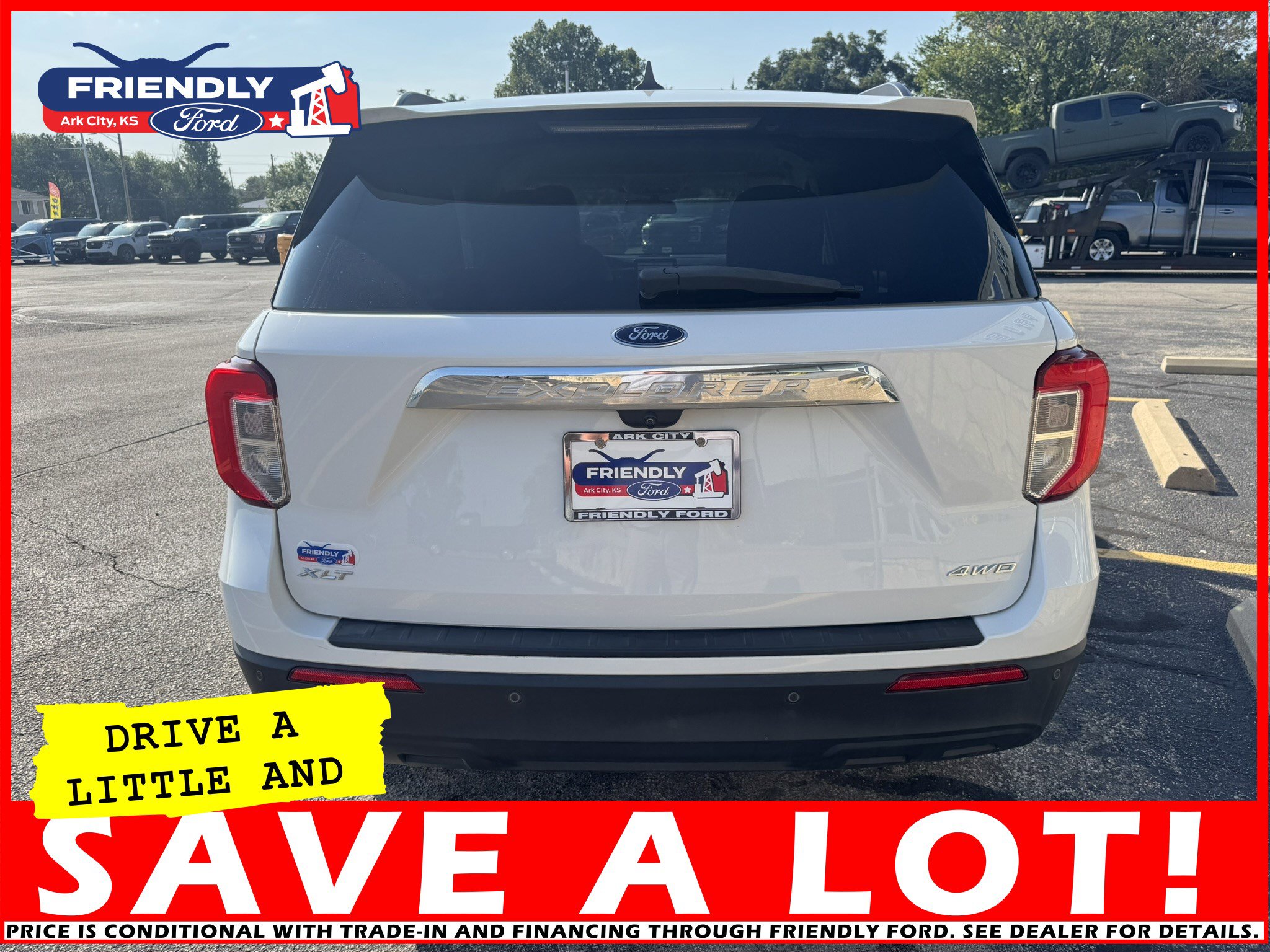 Used 2022 Ford Explorer XLT image 4