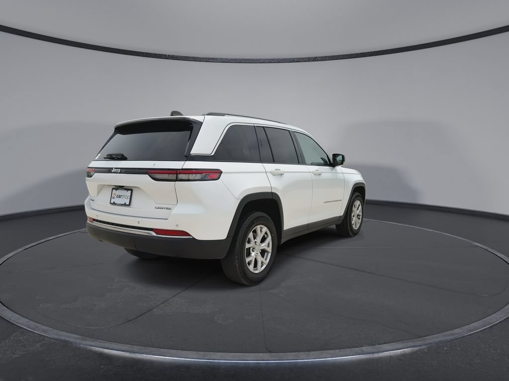 Used 2023 Jeep Grand Cherokee Limited AWD/4WD image 8