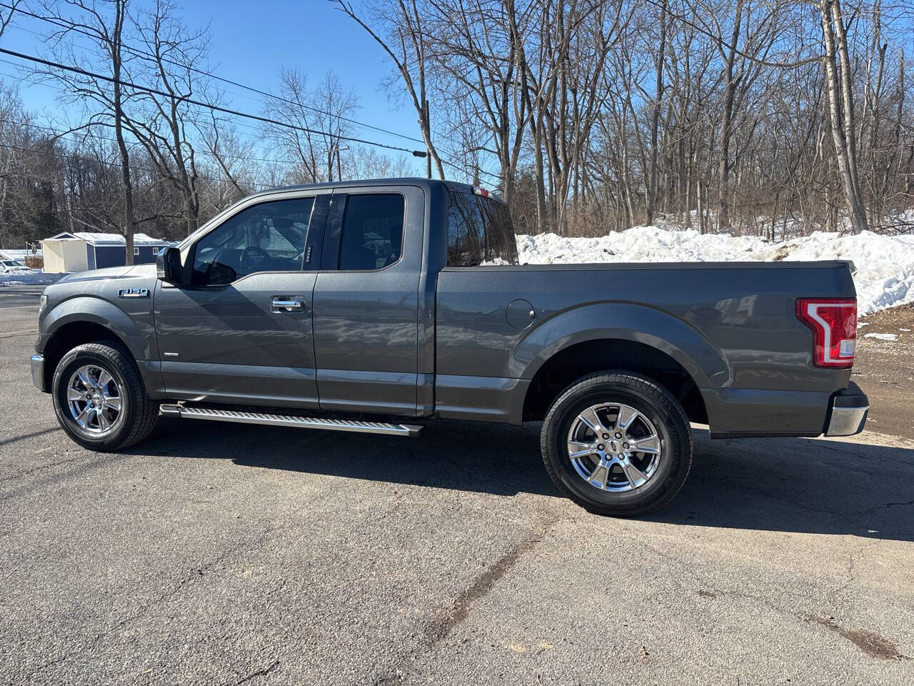 Used 2016 Ford F150 XLT w/ Equipment Group 301A Mid image 16