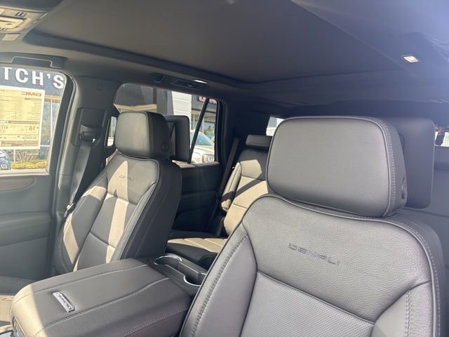 New 2026 GMC Yukon Denali AWD/4WD image 13