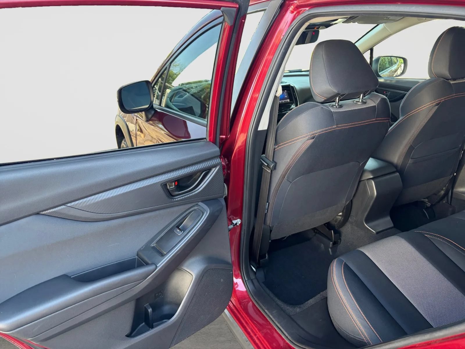 Used 2019 Subaru Crosstrek 2.0i Premium AWD/4WD image 14