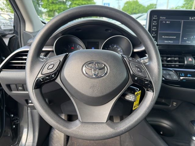 Used 2020 Toyota C-HR LE FWD image 14