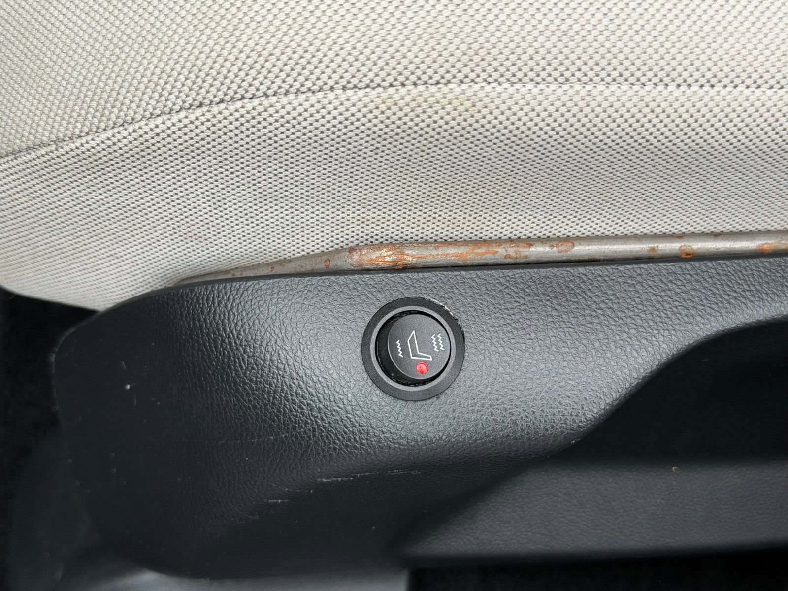 Used 2023 Honda HR-V LX image 13