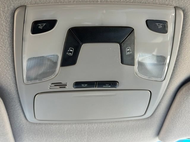 Used 2014 Toyota Sienna LE FWD image 27