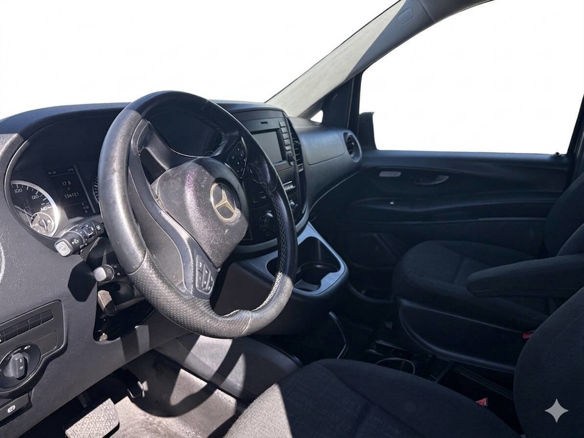 Used 2016 Mercedes-Benz Metris image 13