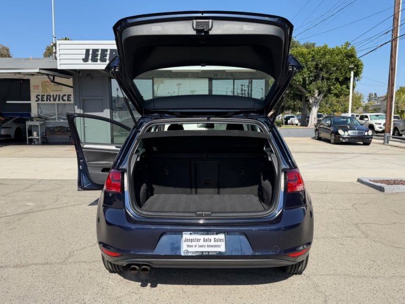 Used 2016 Volkswagen Golf SE FWD image 16