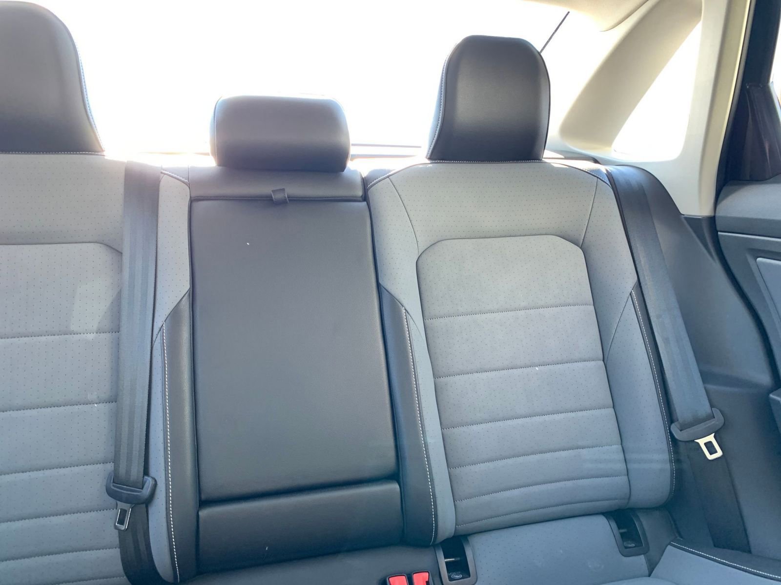 Used 2025 Volkswagen Jetta SE image 36