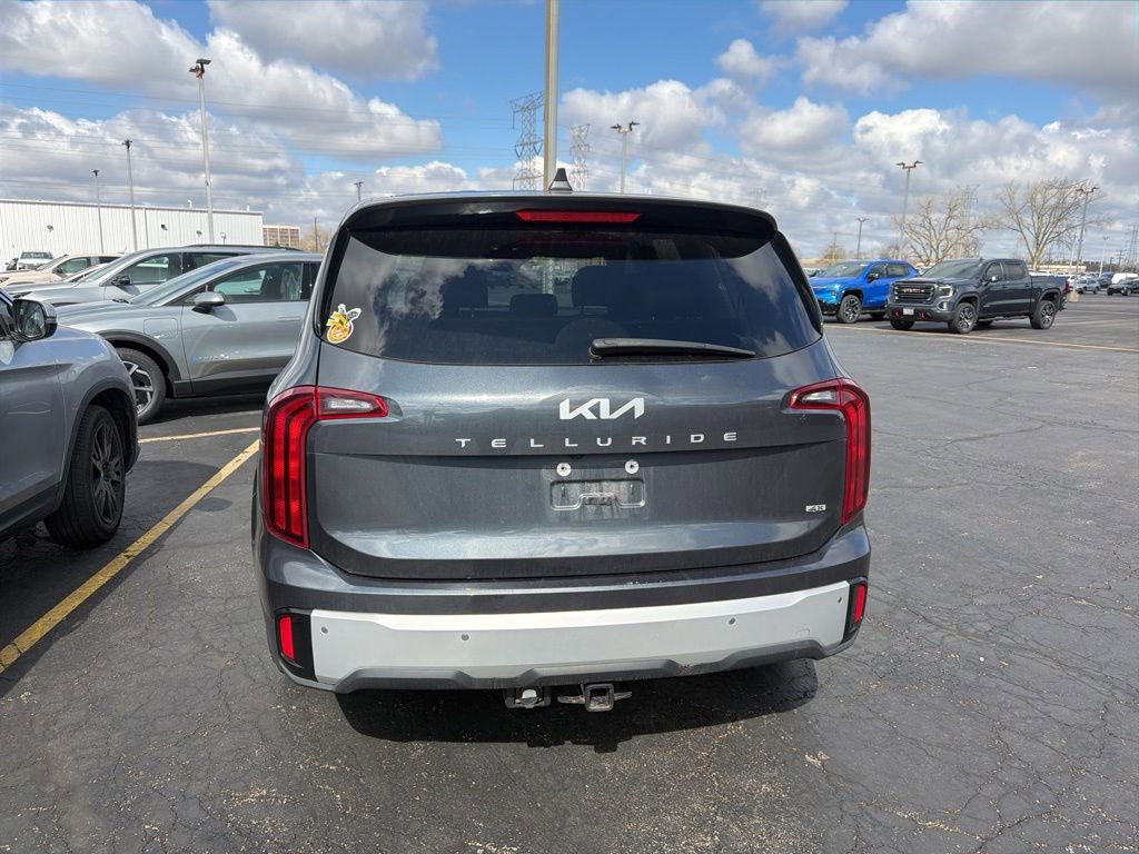 Used 2024 Kia Telluride LX image 5