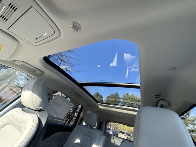 New 2026 Lincoln Aviator Reserve AWD/4WD image 22