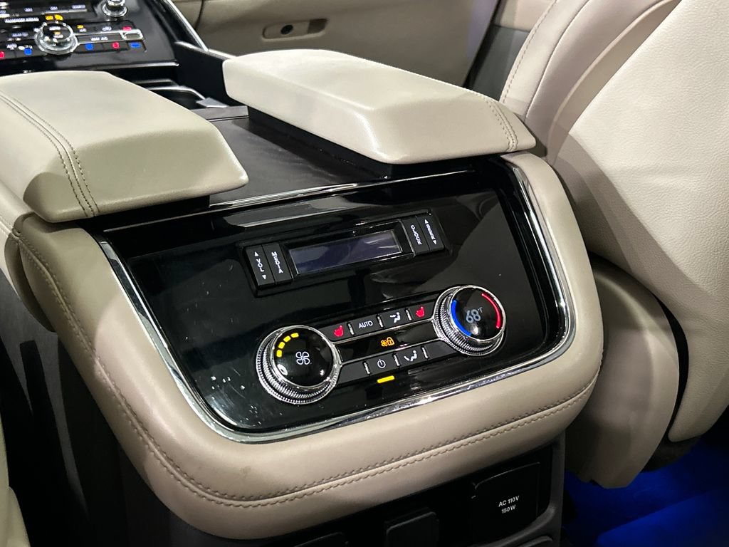 Used 2020 Lincoln Navigator L Reserve w/ Luxury Package AWD/4WD image 27