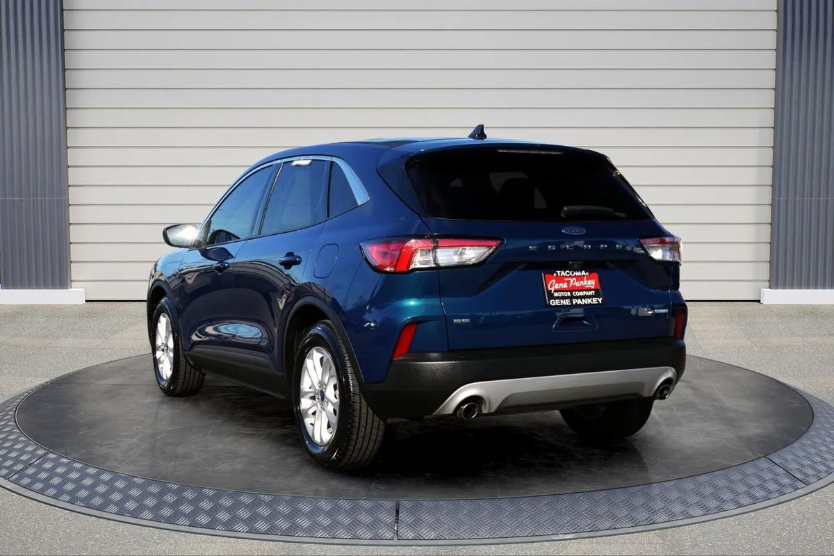 Used 2020 Ford Escape SE FWD image 5