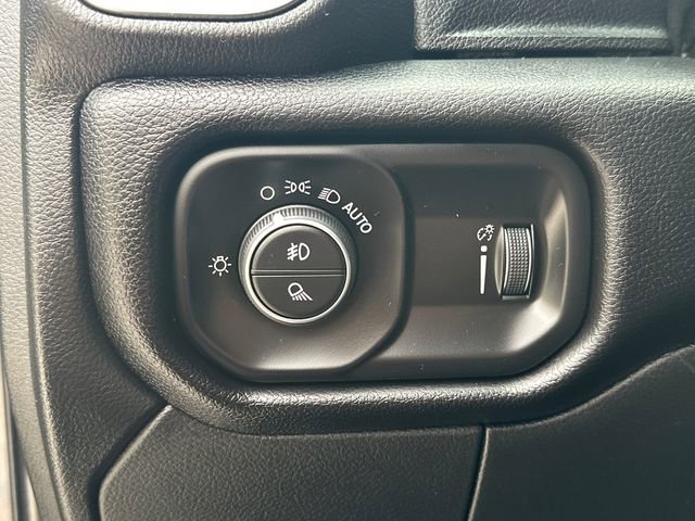 Used 2025 RAM 2500 Big Horn AWD/4WD image 26