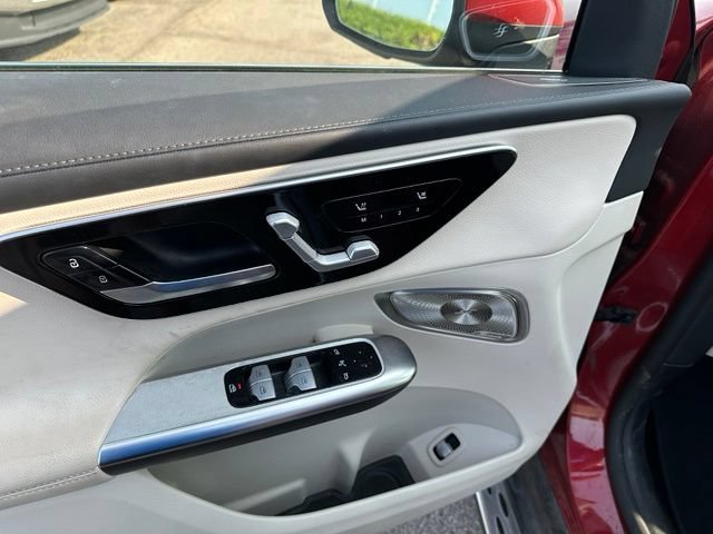Used 2023 Mercedes-Benz GLC 300 4MATIC w/ Pinnacle Trim Package image 20