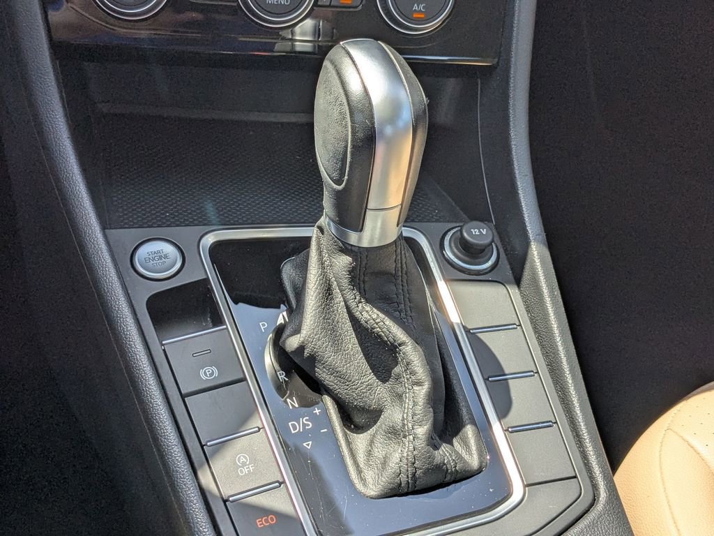 Used 2019 Volkswagen Jetta SE image 12